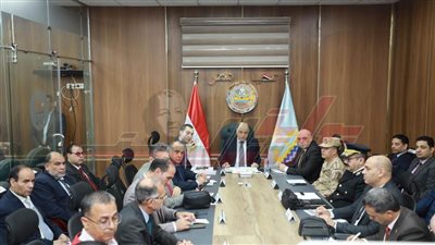 محافظ كفر الشيخ يترأس غرفة العمليات الرئيسية