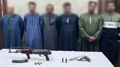 ضبط 4 عناصر إجرامية أوهموا المواطنين ببيع مادة كيميائية بزعم استخدامها في التنقيب عن الآثار