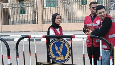 انتشار الفرق الطبية بمحيط اللجان الانتخابية في الإسماعيلية