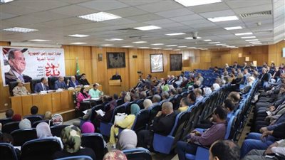 تنفيذي المنيا يناقش تخصيص أراضٍ جديدة لإنشاء مدارس ومعهد أزهري ومحطات صرف صحي