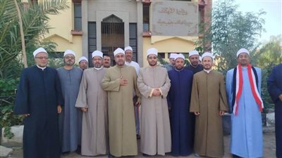 أئمة الأوقاف يؤدون واجبهم الوطني في انتخابات مجلس النواب 