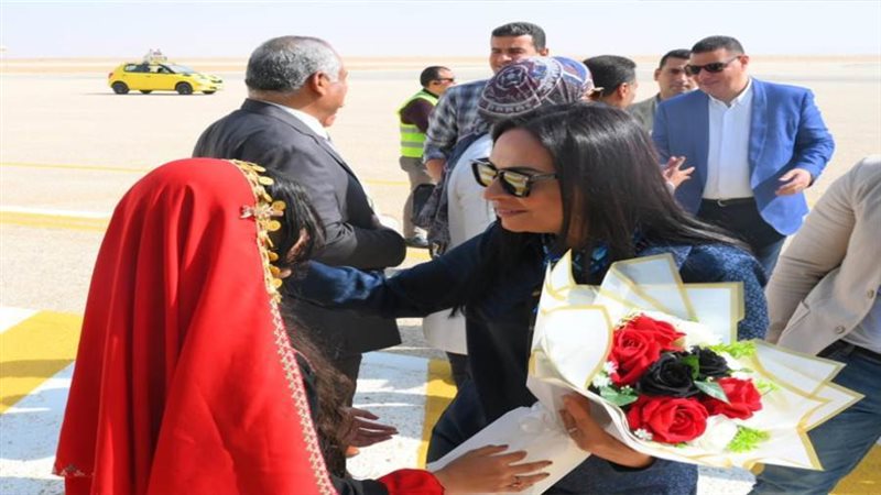 وزيرة التضامن تصل