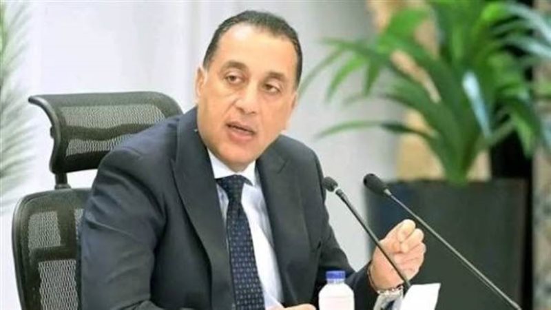 رئيس الوزراء يصل