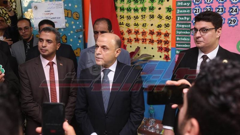 جولة المحافظ