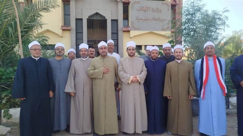 أئمة الأوقاف خلال