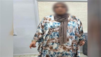 ضبط سيدة توجه سيدات للتصويت لمرشح بكفر الشيخ مقابل سلع تموينية 