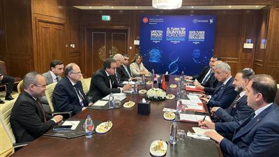  وزير الصحة يلتقي نظيره التركي لبحث تعزيز وتفعيل التعاون الصحي بين البلدين