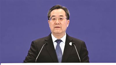 مسئول صيني: نسعى لتعزيز التعاون في مجال الطاقة مع روسيا