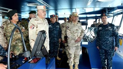 وزير الدفاع والإنتاج الحربي يشهد تنفيذ المرحلة الرئيسية للتدريب المشترك 