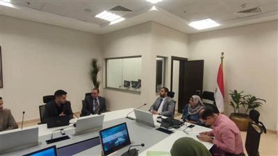 هيئة المجتمعات العمرانية تعقد اجتماعا موسّعا للغرفة الرئيسية للأزمات لمناقشة آليات التطوير 