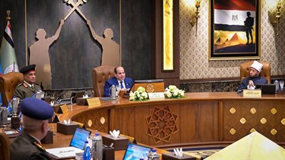 الرئيس السيسي يشهد اختبارات كشف الهيئة للمُتقدمين للالتحاق بالأكاديمية العسكرية المصرية والكليات العسكرية
