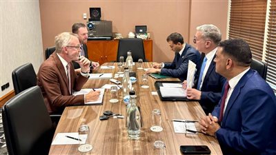 وزير البترول يبحث تعزيز التعاون مع غرب أستراليا في مجال التعدين 