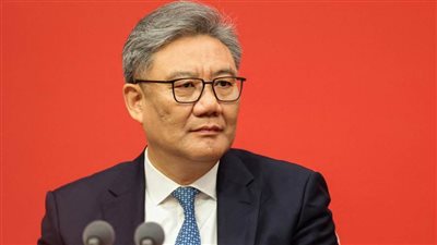 وزير التجارة الصيني يجري محادثات عبر الفيديو مع وزيرة الاقتصاد الألماني