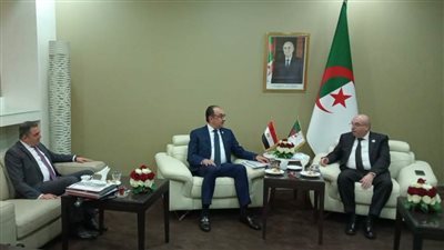  وزير قطاع الأعمال يلتقي وزيري الصناعة الصيدلانية والصحة الجزائريين لبحث توسيع التعاون الدوائي