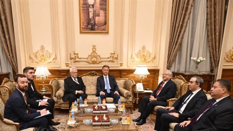 خلال اللقاء