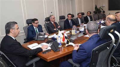 وزير التموين يجتمع مع رئيس الشركة العامة لتجارة الجملة لمتابعة استعدادات شهر رمضان المبارك