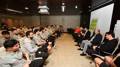 وزير الشباب والرياضة وأبو ريدة يتفقدان بعثة المنتخب المصري المشاركة في بطولة كأس العرب بقطر