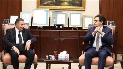 وزير الثقافة يلتقي محافظ البحر الأحمر لبحث آليات تعزيز العمل الثقافي