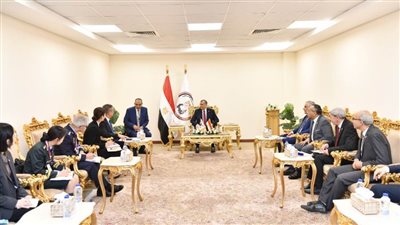 وزير الإنتاج الحربي يلتقي نائب وزير DAPA للقدرات الكوري الجنوبي 