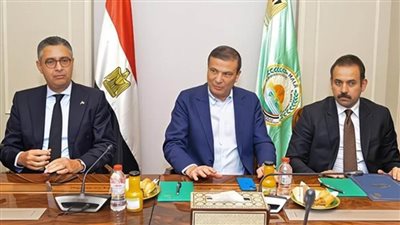 وزيرا الزراعة والتموين ورئيس 