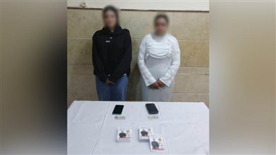 جهود أمنية في دمنهور.. ضبط سيدتين بحوزتهما كروت دعاية لأحد المرشحين قرب اللجان