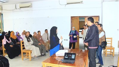 برنامج الأغذية العالمي يدعم التغذية المدرسية بسوهاج.. تدريب مكثف للمعلمات وأولياء الأمور