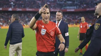 عقب أحداث ديربي الأندلس.. لجنة الانضباط تقرر فرض غرامة على نادي إشبيلية