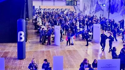 السياحة والآثار تشارك في ورشة عمل مهنية بإيطاليا