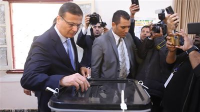 وزير الزراعة يدلي بصوته في جولة الإعادة بانتخابات مجلس النواب