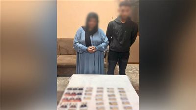 الأمن يضبط سيدة ونجلها في نقادة يجمعان بطاقات ناخبين لترجيح كفة مرشح