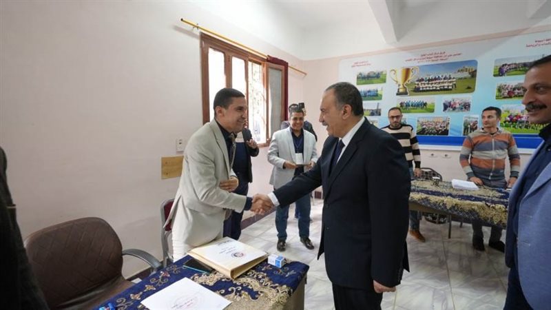 محافظ أسيوط يتفقد