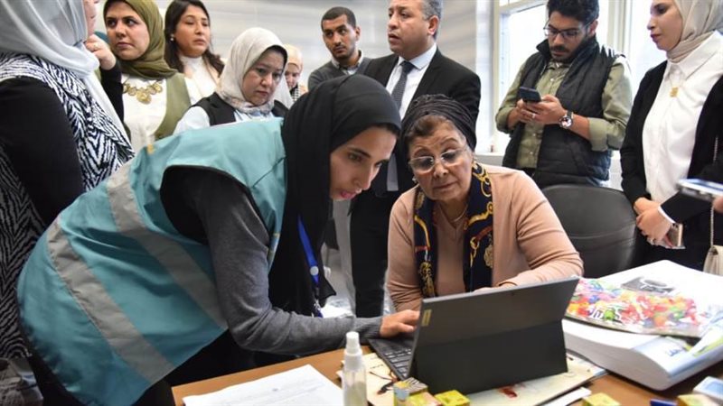 جولة نائبة وزير الصحة