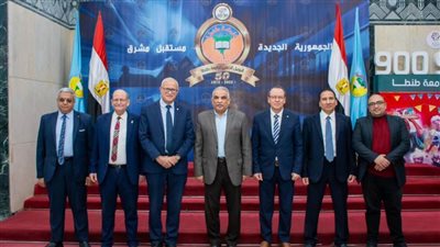 رئيس جامعة طنطا يناقش مع وفد الهيئة اليابانية تطبيق نظم الطاقة الذكية