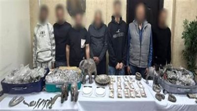 القبض على المتهمين بسرقة 125 كيلو من المشغولات الفضية في الجمالية