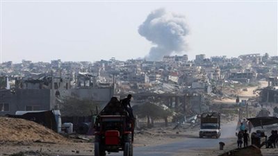 الاحتلال الإسرائيلي يواصل خروقاته بقطاع غزة ويكثف من عمليات نسف مبانٍ في خان يونس