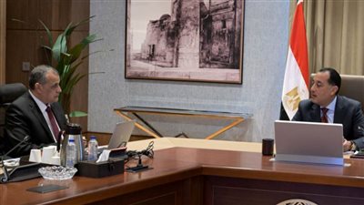 رئيس الوزراء يتابع مع وزير الإنتاج الحربي ملفات عمل الوزارة