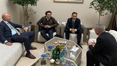  وزير الثقافة يصل إلى أذربيجان للمشاركة في أسبوع باكو للإبداع