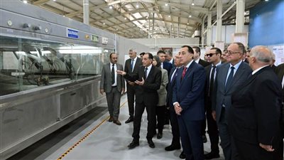 رئيس الوزراء يتفقد مشروع رفع كفاءة وتأهيل مركز تكنولوجيا دباغة الجلود بالروبيكي 