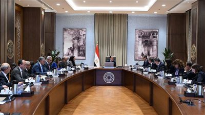 رئيس الوزراء يستقبل نائب رئيس البنك الأوروبي لإعادة الإعمار والتنمية