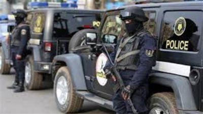 كشف حقيقة فيديو تضمن الادعاء بقيام أحد المرشحين بانتخابات النواب بتوزيع سلع غذائية كدعاية انتخابية