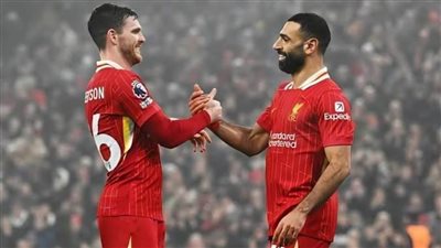 نجم ليفربول يتجاهل الأزمة.. ويغازل الفرعون المصري