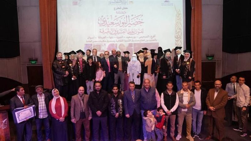 الفنانون خريجو الدفعة