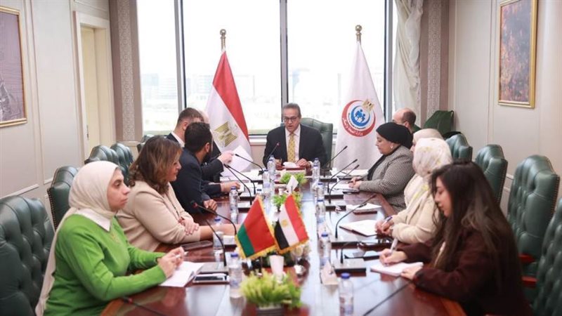 وزير الصحة في الاجتماع