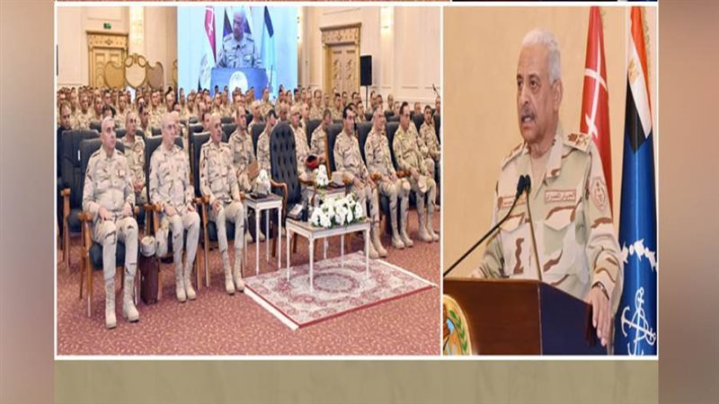 وزير الدفاع يلتقى