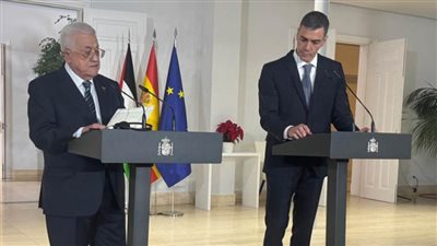 رئيس فلسطين يبحث مع رئيس وزراء إسبانيا تثبيت وقف إطلاق النار في غزة