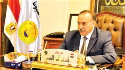 محافظ أسيوط يتابع سير التصويت في اليوم الثاني لإعادة انتخابات النواب