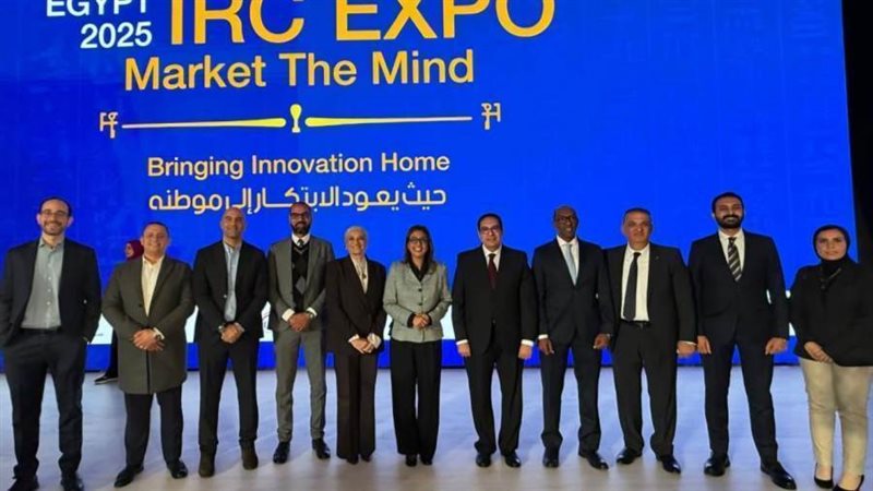 جامعة القاهرة توقع