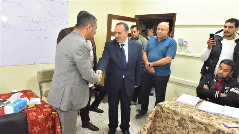 جولة محافظ أسيوط