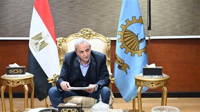 محافظ الغربية يستعرض مستوي الأداء الخدمي