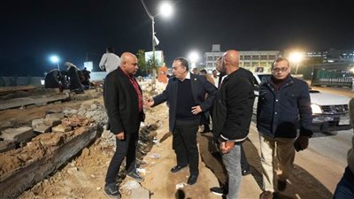 محافظ أسيوط يتفقد أعمال توسعة وتطوير شارع مصنع سيد بحي غرب 